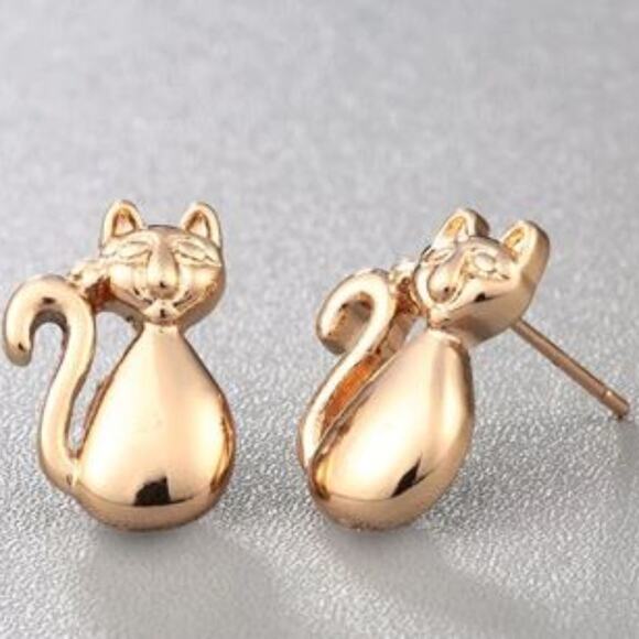 Sitting Cat Post Earrings - Picture 1 of 3